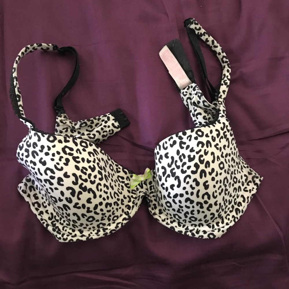 VS Demi bra